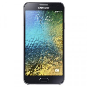 Смартфон Samsung E500H Galaxy E5 Black (SM-E500HZKD)