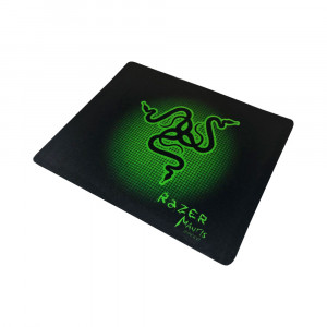 Коврик Razer Mantis